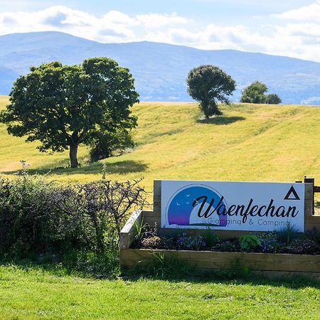 Waenfechan Glamping With Hot Tubs Colwyn Bay Exteriör bild