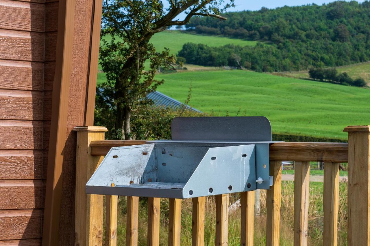 Waenfechan Glamping With Hot Tubs Colwyn Bay Exteriör bild