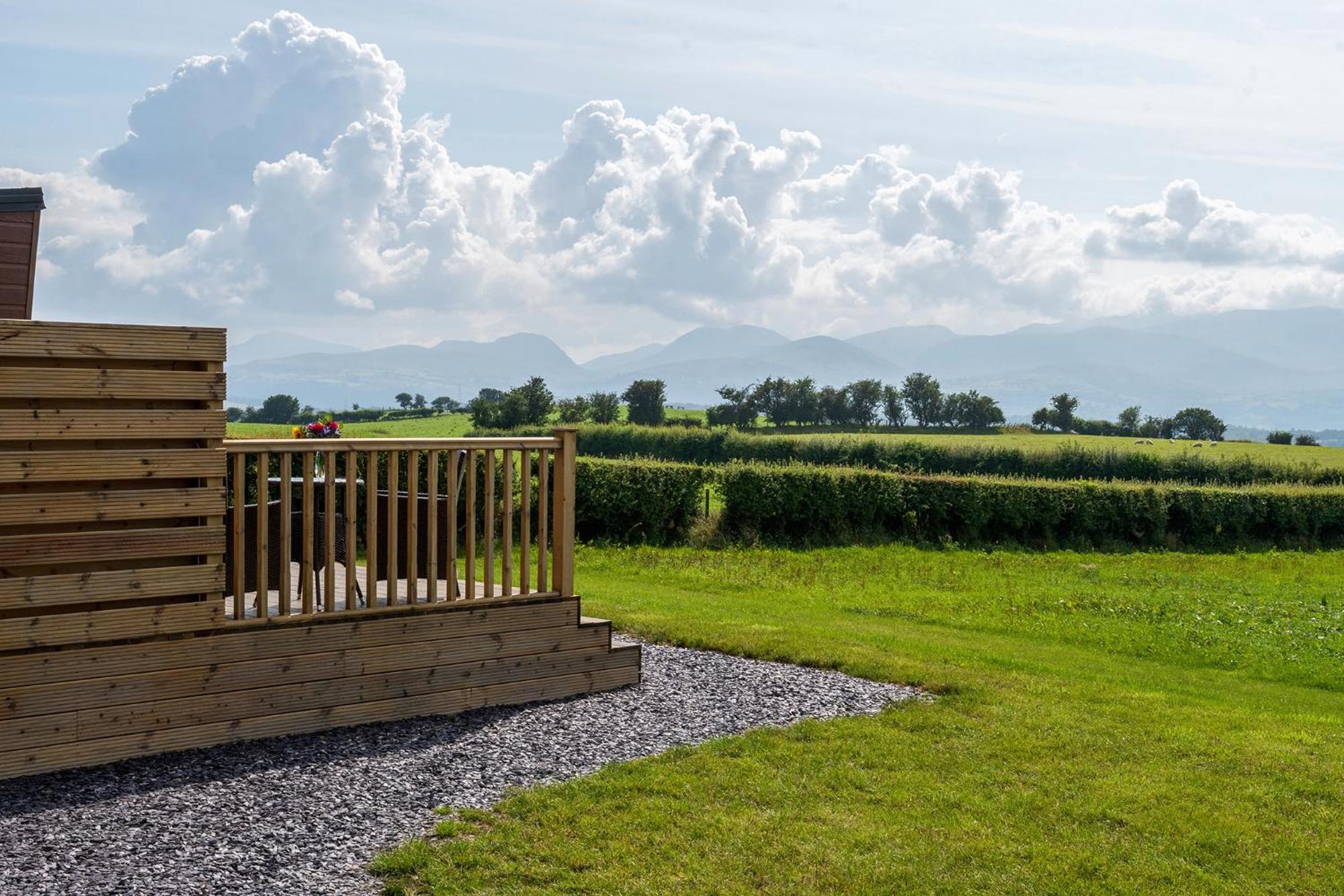 Waenfechan Glamping With Hot Tubs Colwyn Bay Exteriör bild